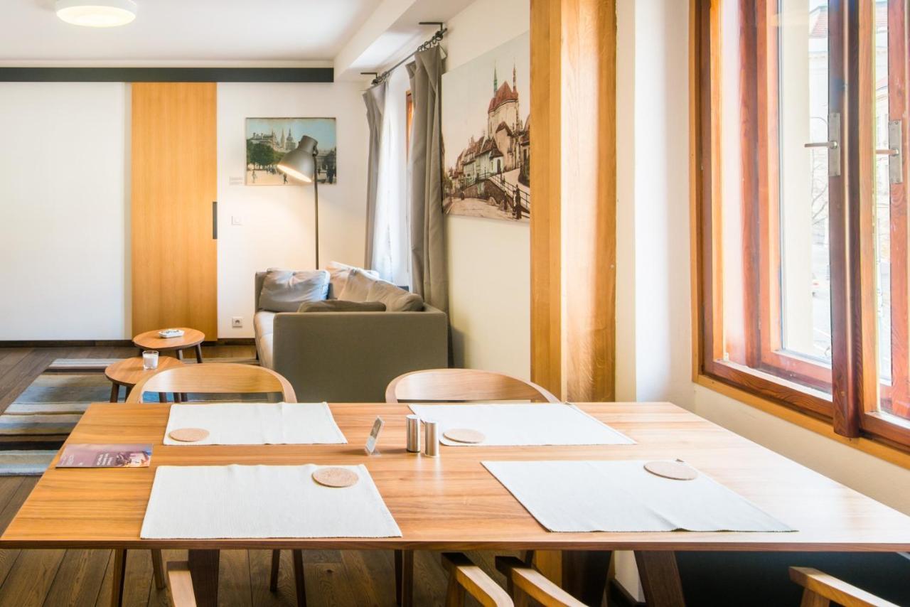 Modern Apartment In A Picturesque 15Th-Century Building Praga Zewnętrze zdjęcie
